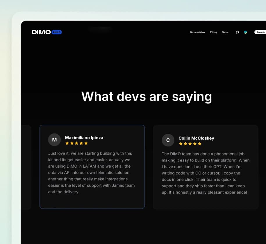 DIMO website using Feedspace widgets