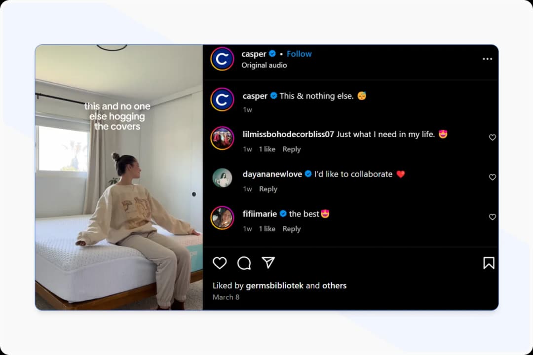 Casper post Showing a Customer Review and a Person Relaxing on a Mattress